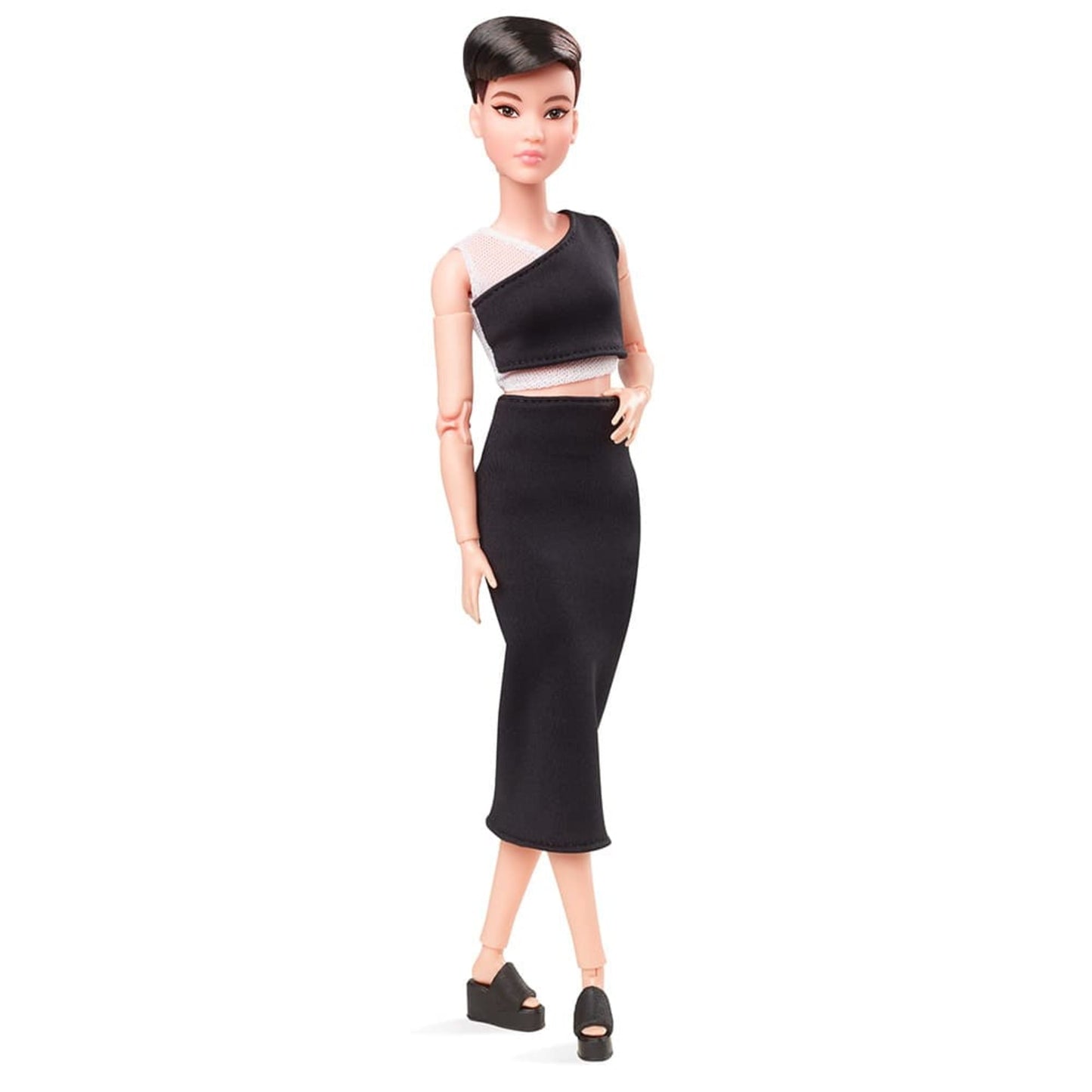 Barbie Looks Doll (Petite. Brunette Pixie Cut)
