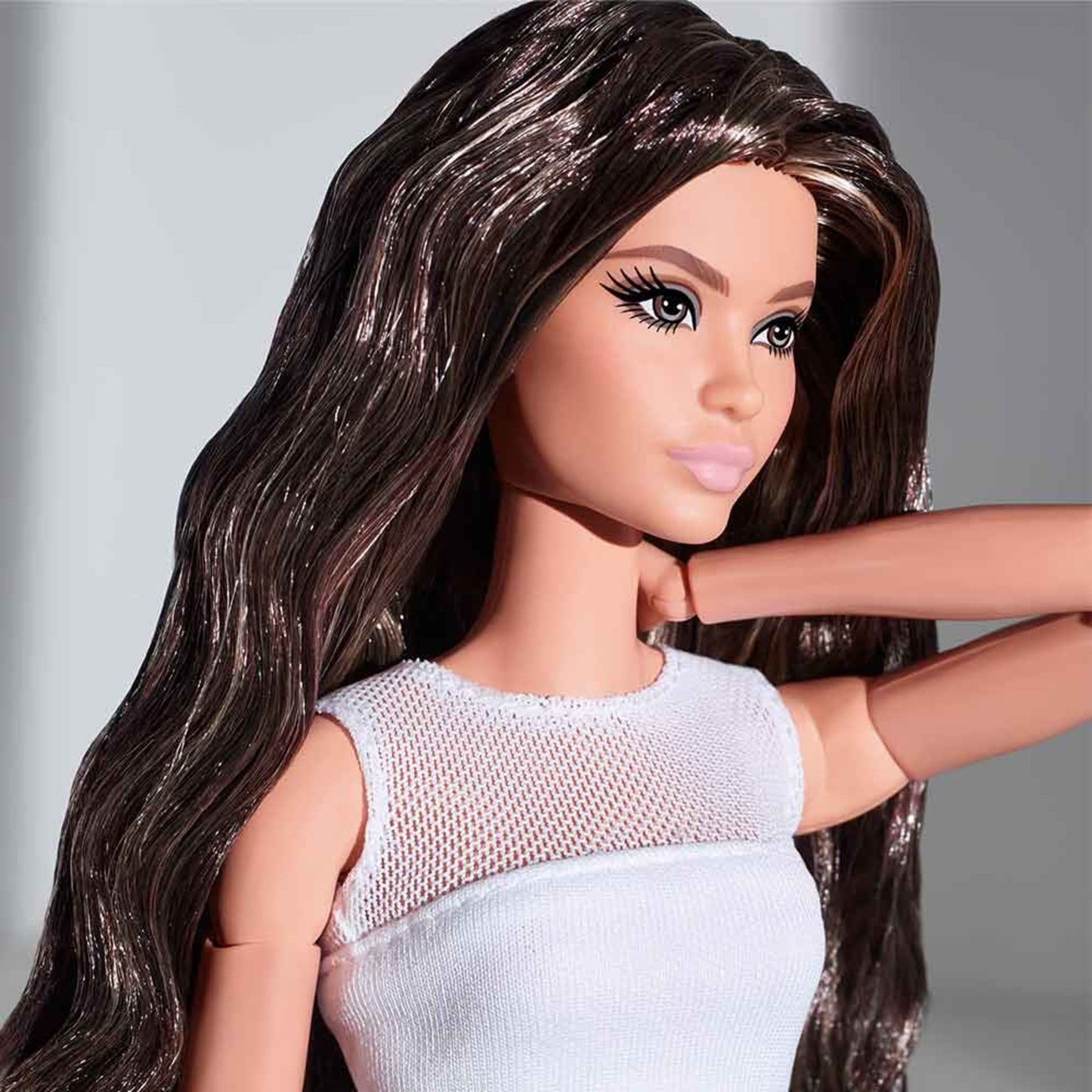 Barbie Looks Doll (Original. Brunette Wavy Hair)